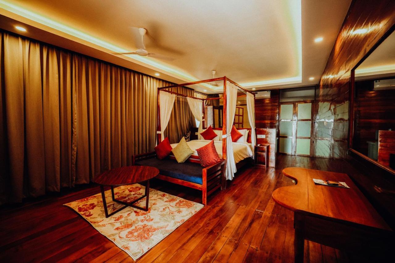 Villa Luca By Elixir Cliff Thiruvananthapuram Bagian luar foto